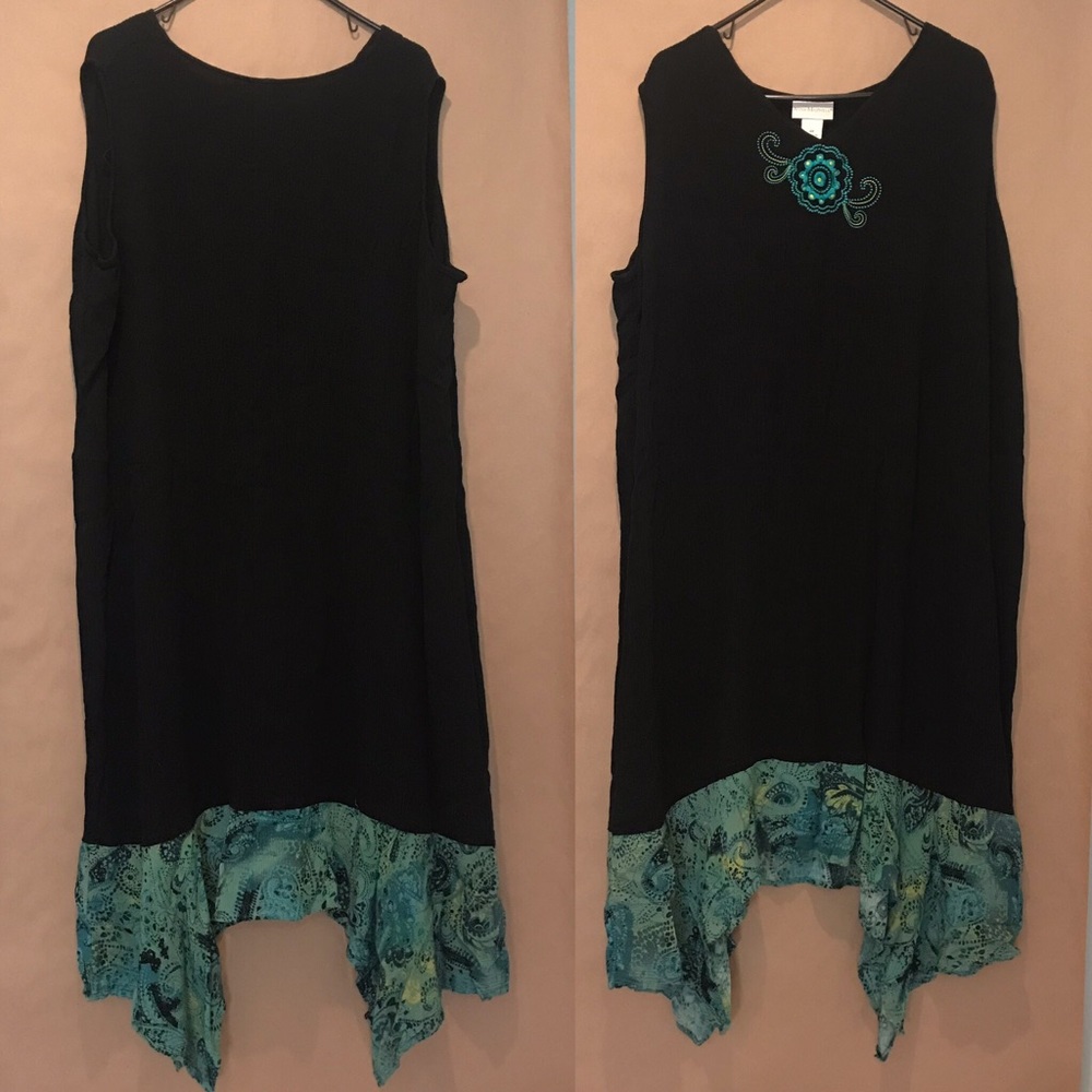Anna Maxwell black summer dress